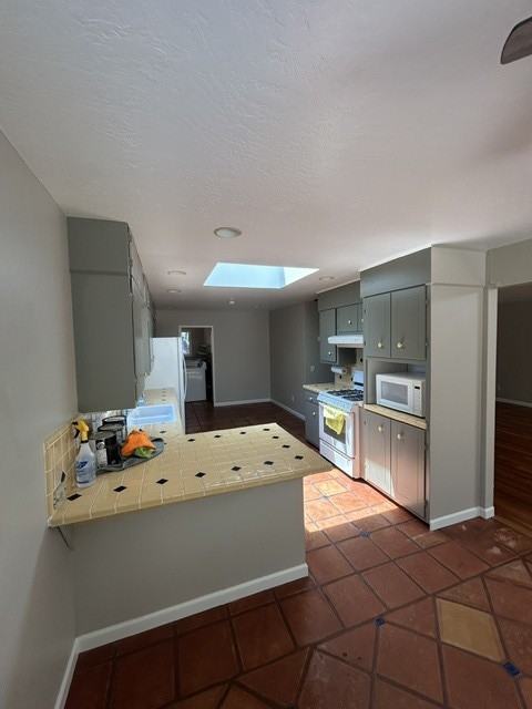 6845 Lakeview Drive - Photo 6 of 23