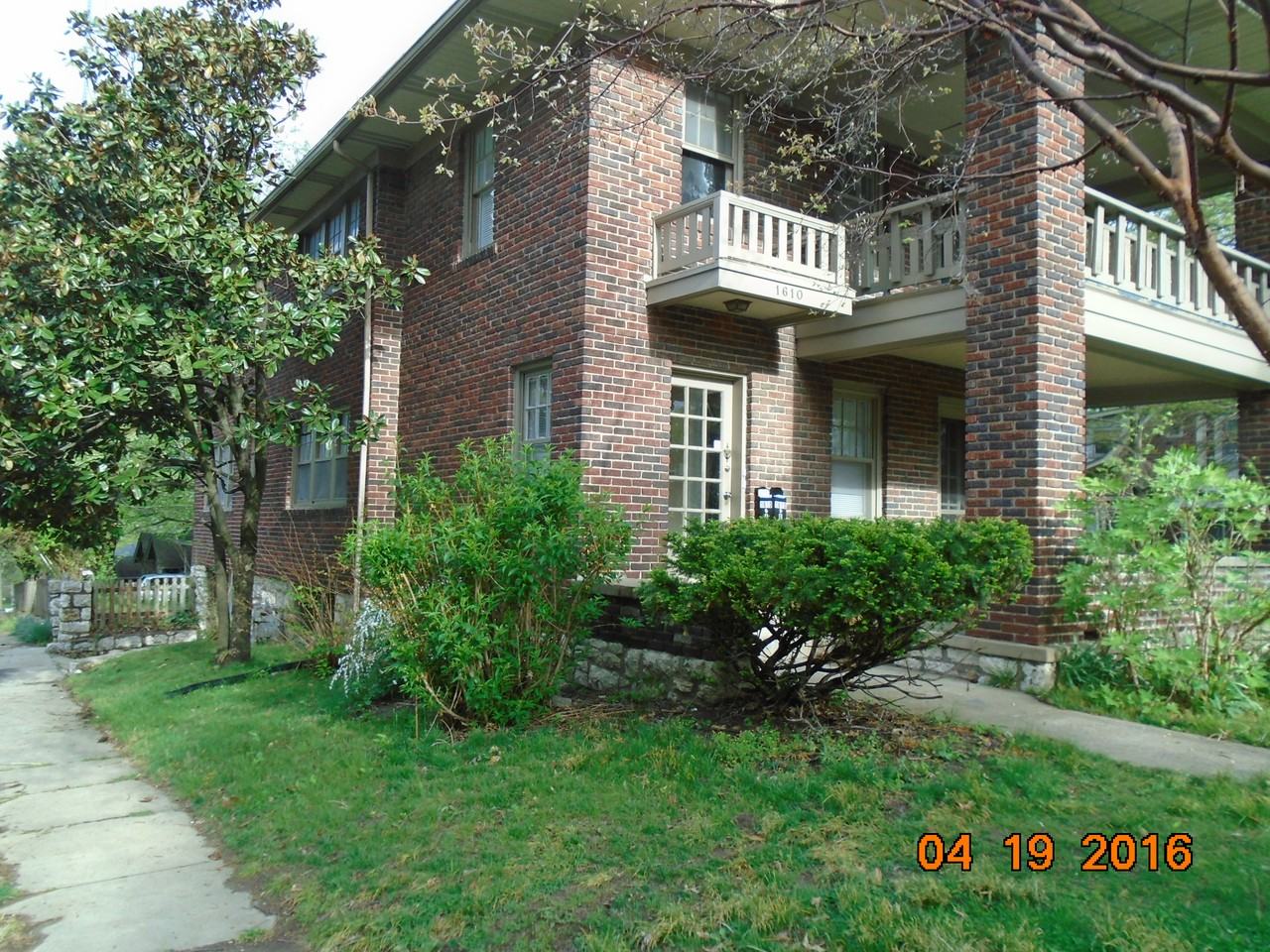 1610 S Arlington Ave - Photo 2 of 29