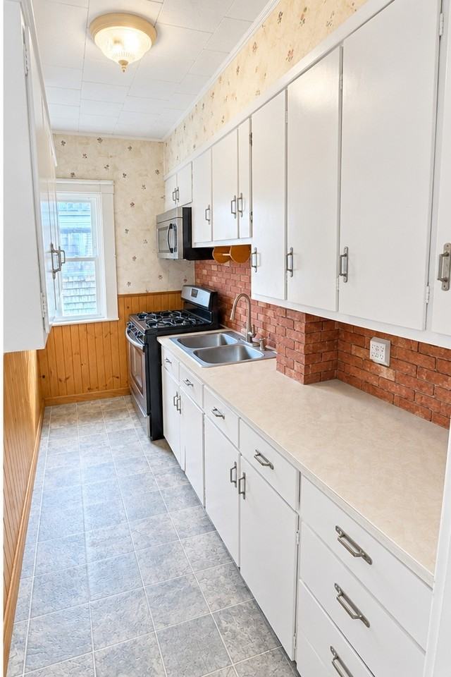 125 Rockland Street - Photo 2 of 9