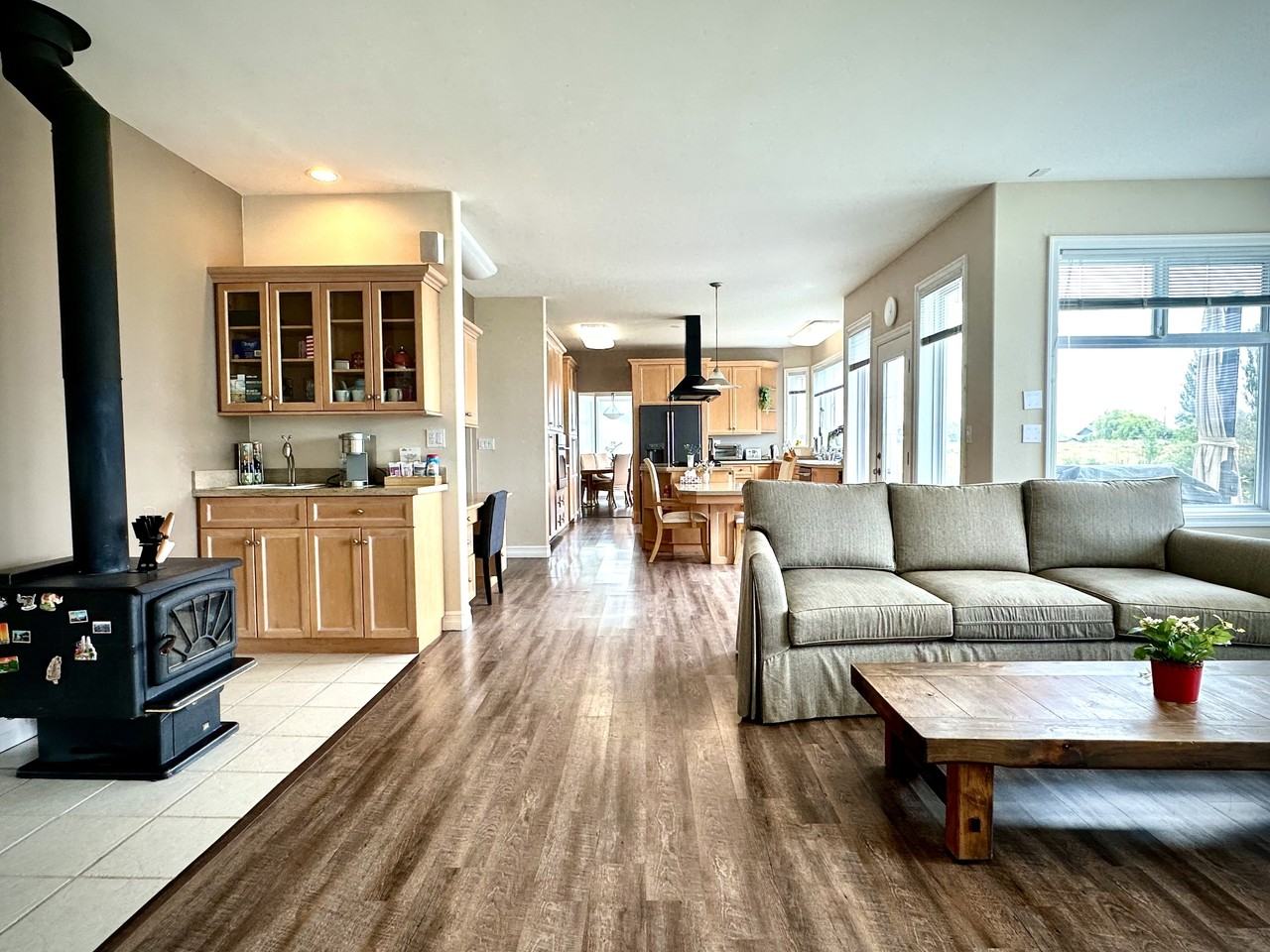 1541 Ocean View Lane - Photo 7 of 27