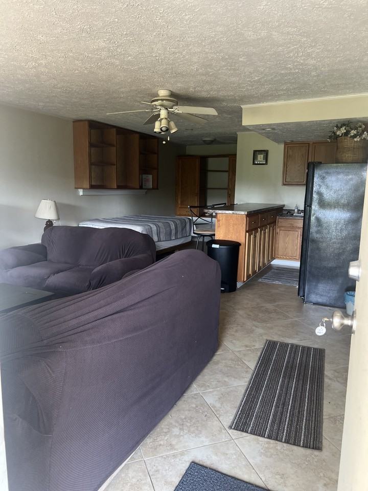 7 Foxfire Boulevard - Photo 3 of 42