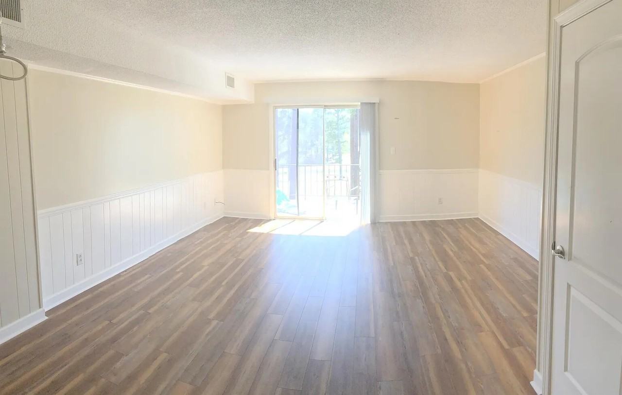7 Foxfire Boulevard - Photo 2 of 25