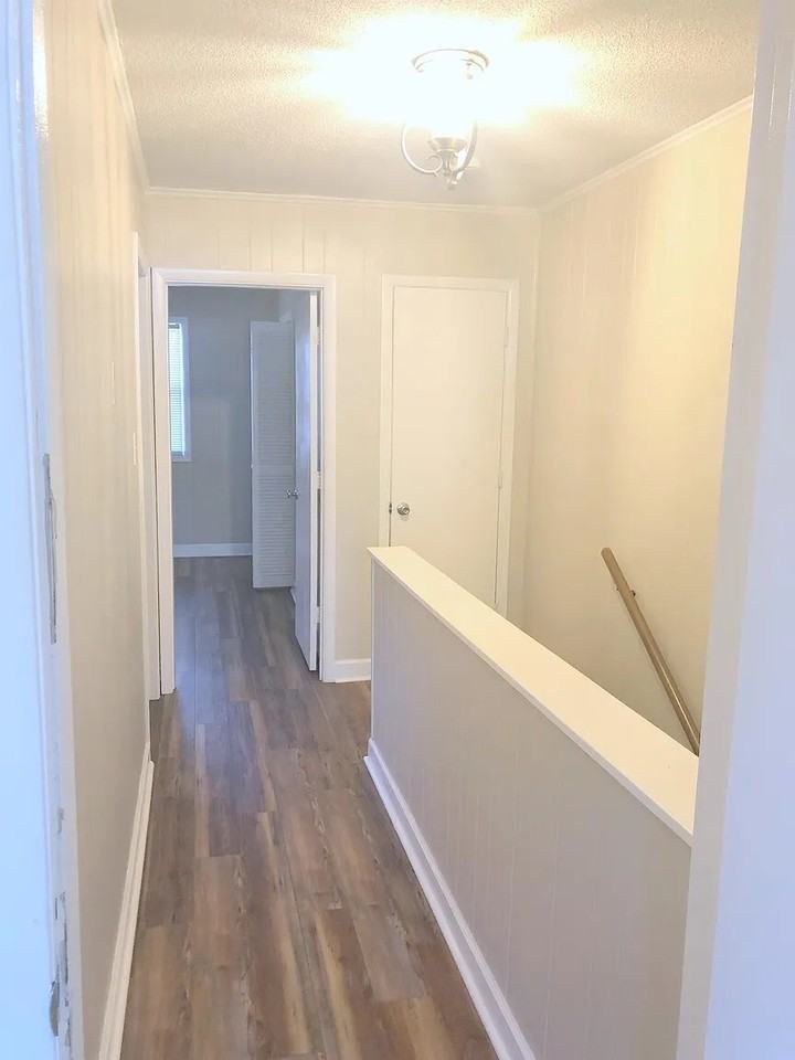 7 Foxfire Boulevard - Photo 6 of 25