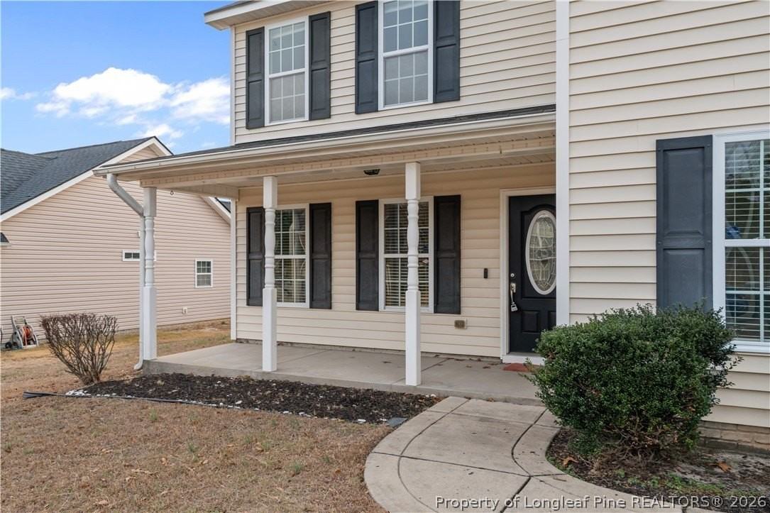 525 Bellgrove Dr - Photo 2 of 33