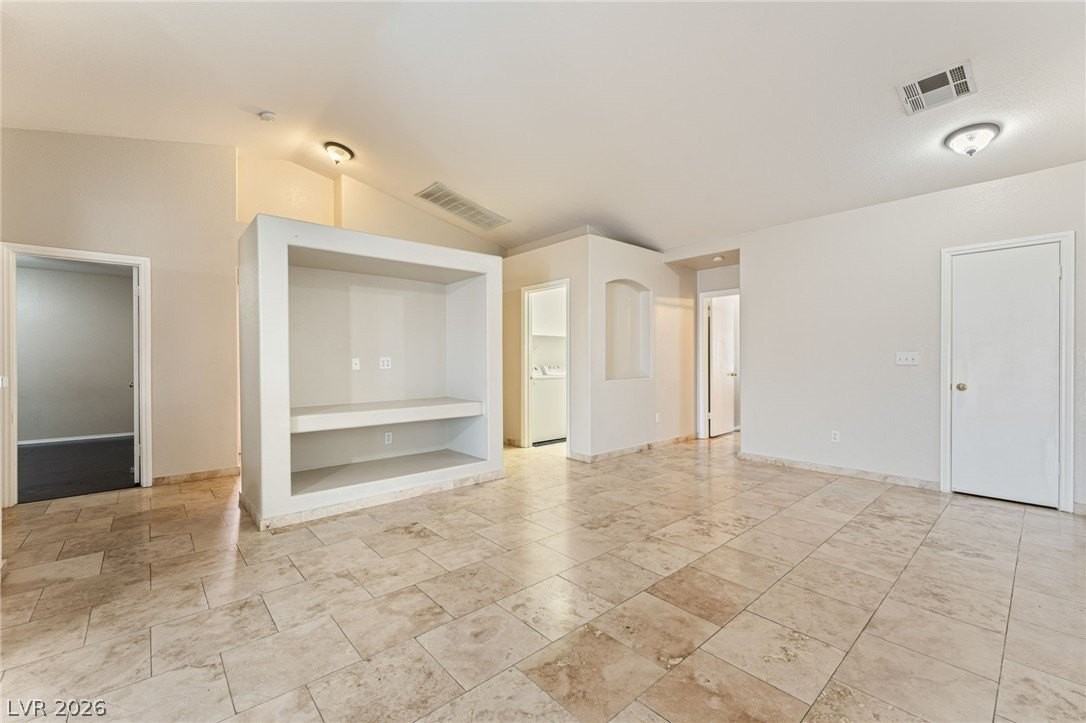 857 Lantham Pl - Photo 6 of 34