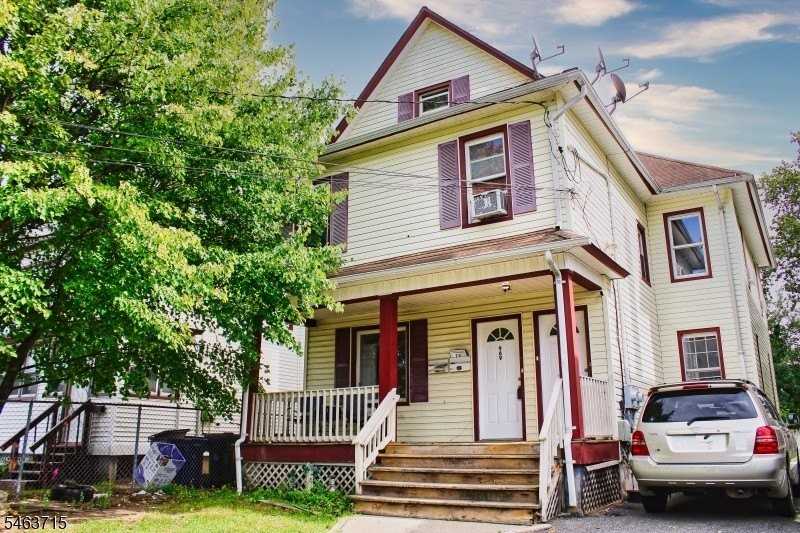 969 W 4th St - Photo 2 of 9