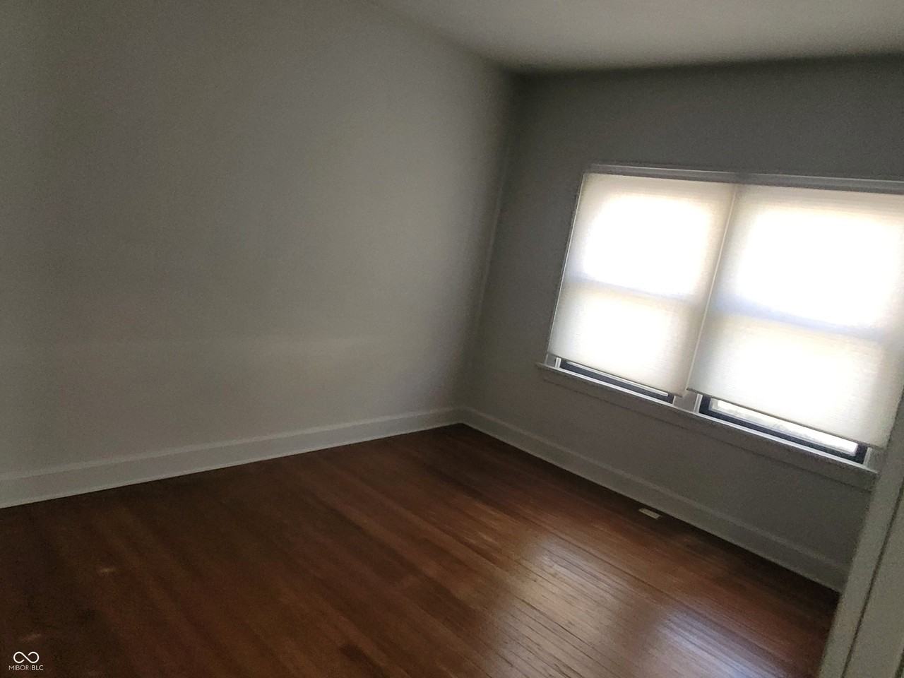 629 Carlyle Pl - Photo 3 of 10
