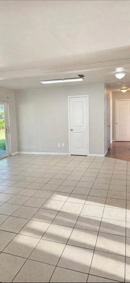 2324 Fulton Dr - Photo 5 of 20