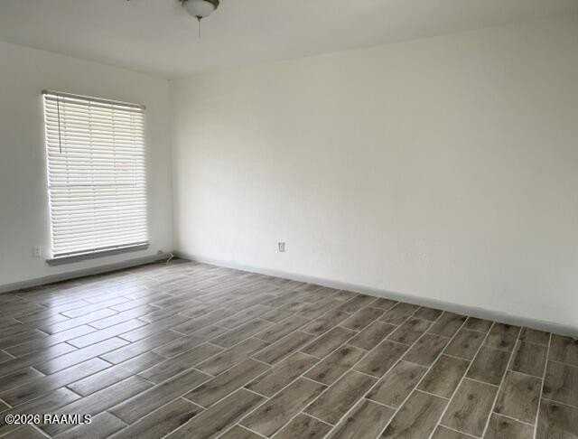 304 Guidry Rd - Photo 7 of 8