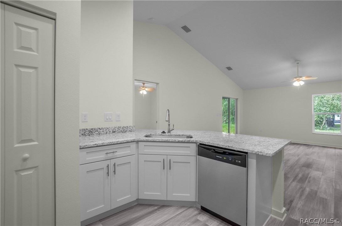 9227 E Royal Palm Dr - Photo 5 of 19