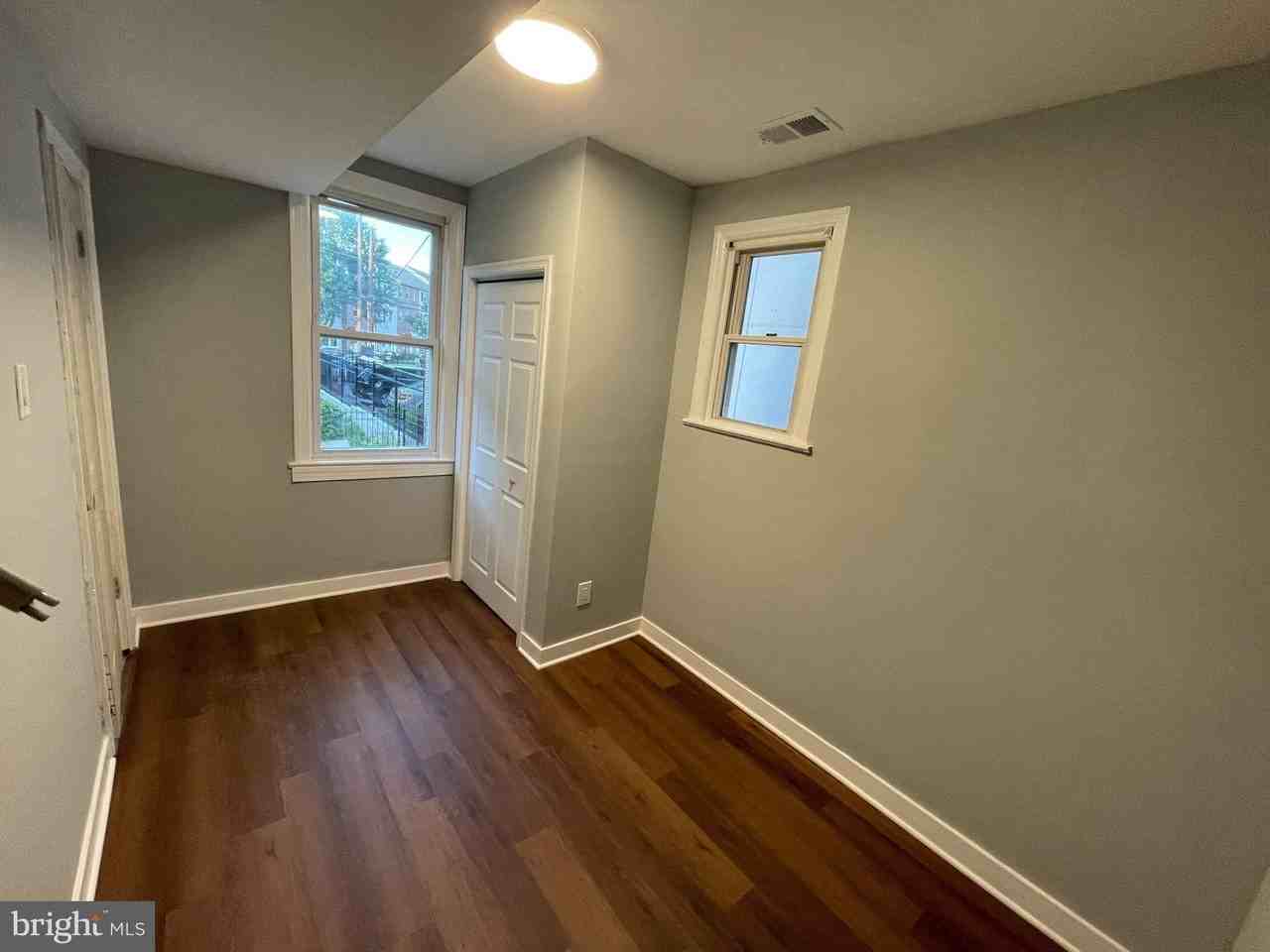 1926 Naylor Rd Se #1 - Photo 2 of 12