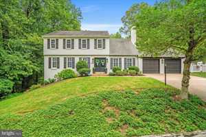 featured image of 11300 Timberline Dr