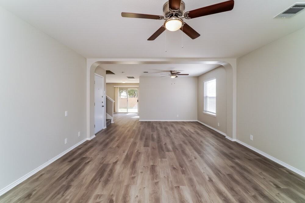 9002 Meadow Spgs - Photo 7 of 17