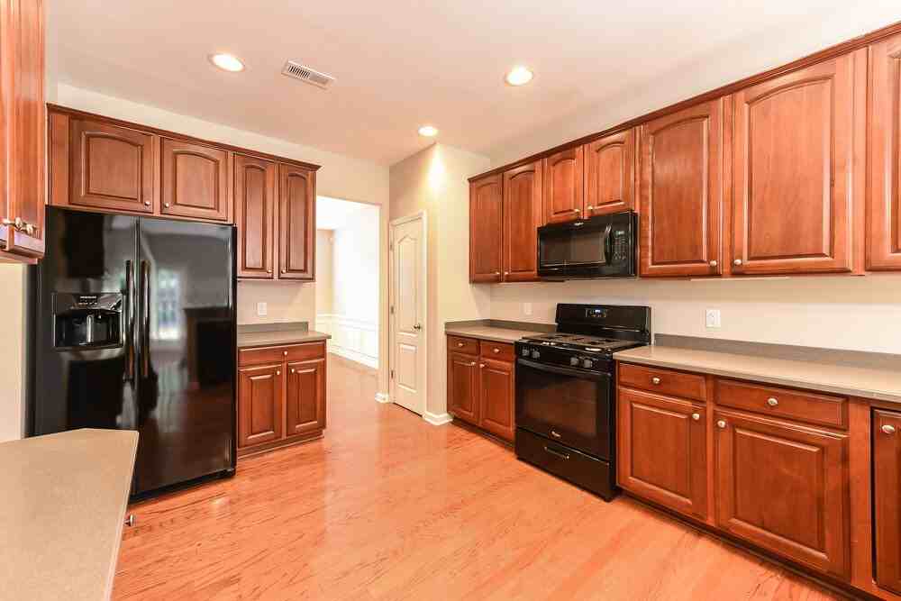 12446 Honeychurch St - Photo 5 of 16