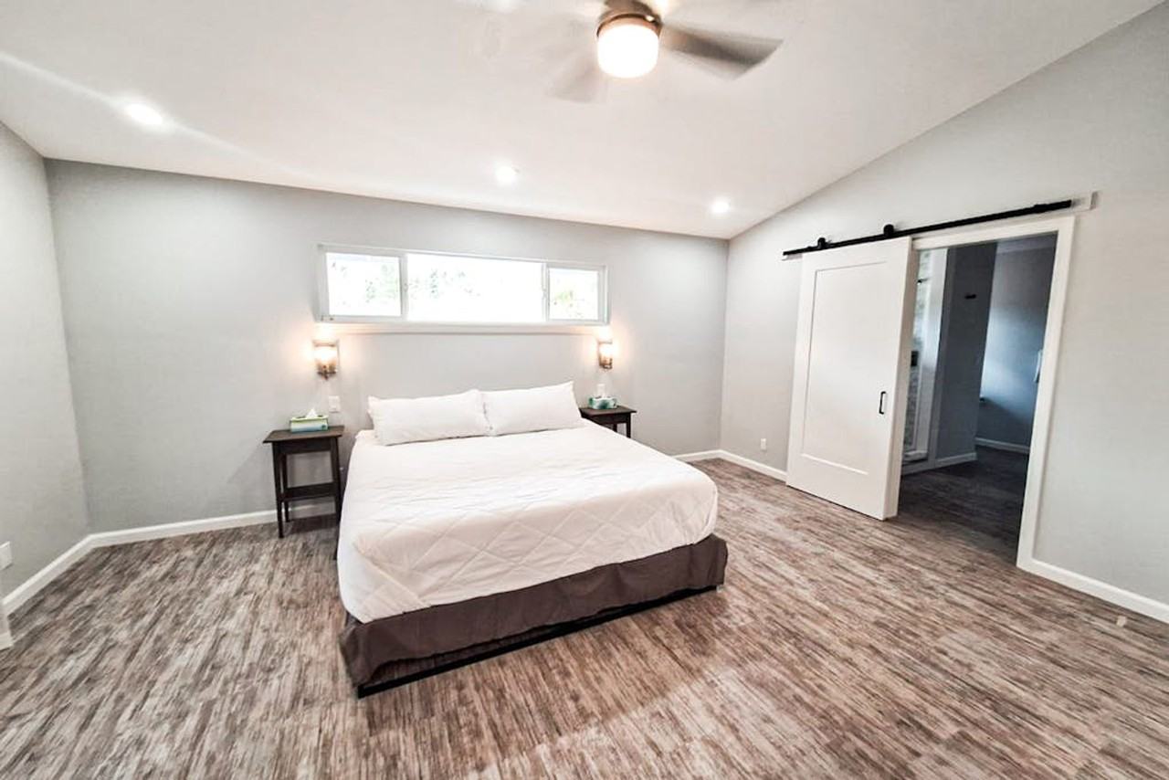 16-1676 39th Ave #1608500P - Photo 4 of 25