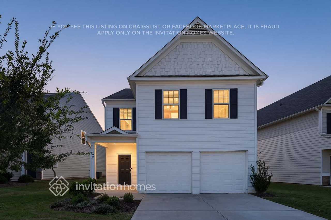 4921 Fawnwood Drive - Photo 4 of 20