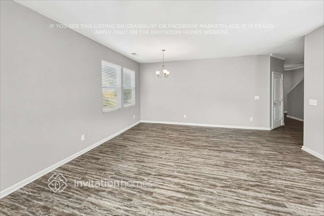 4921 Fawnwood Drive - Photo 5 of 20