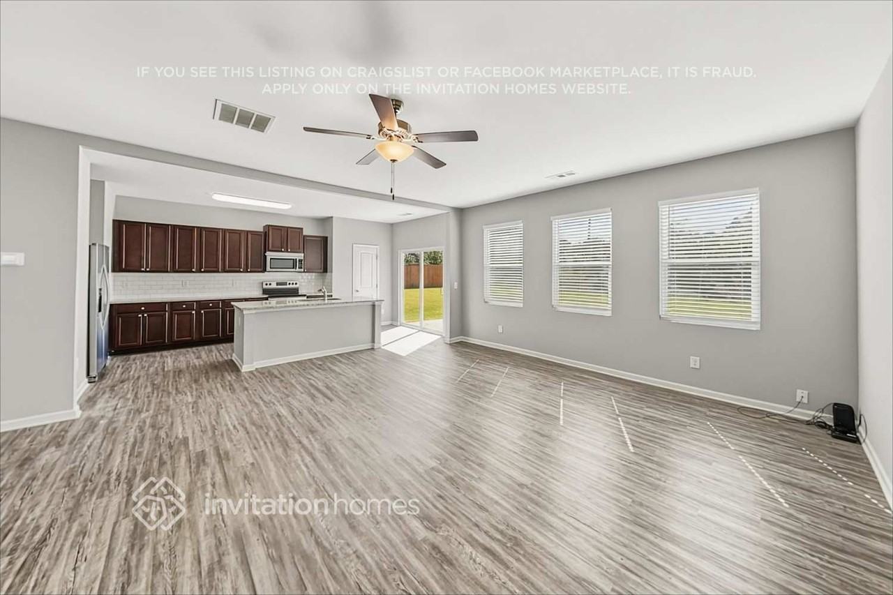 4921 Fawnwood Drive - Photo 6 of 20