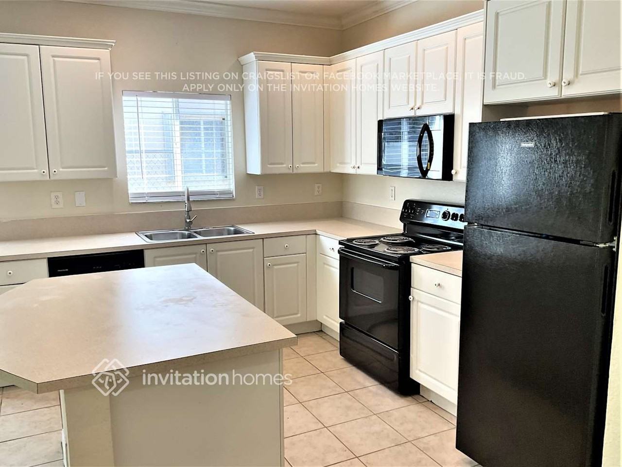 10225 Sw 224th Ter - Photo 5 of 20