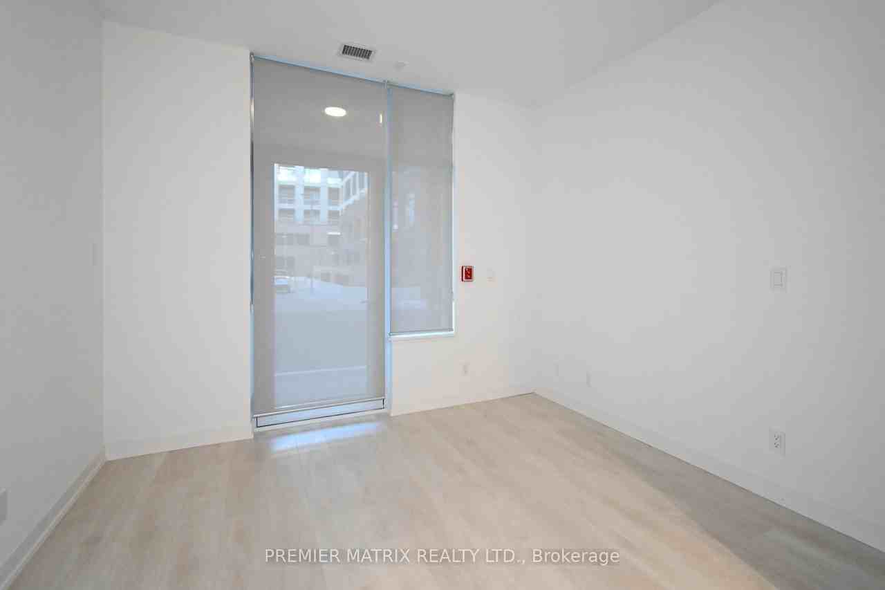 8 Beverley Glen Boulevard #106 - Photo 5 of 10