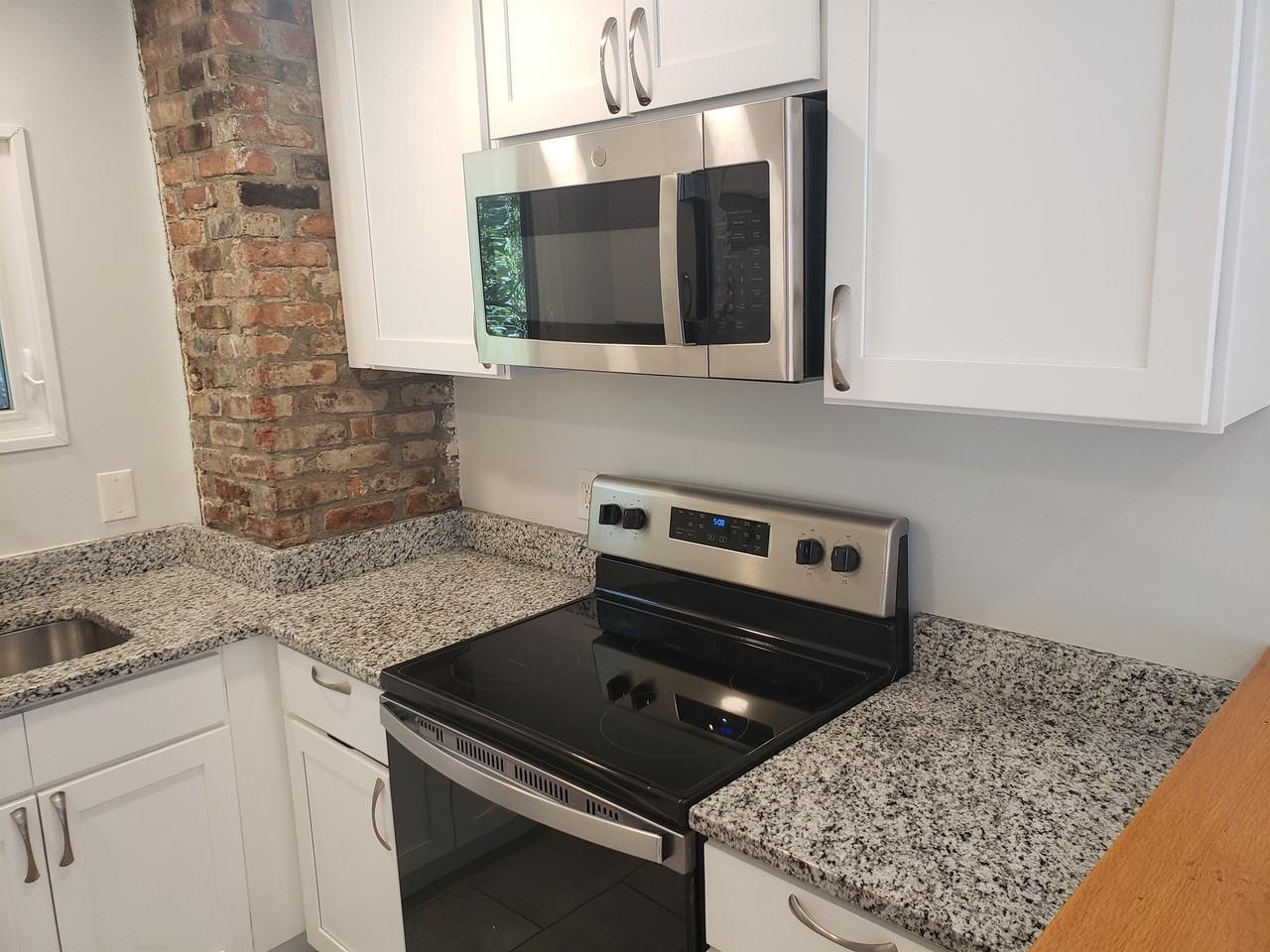157 Union St #2 - Photo 4 of 21