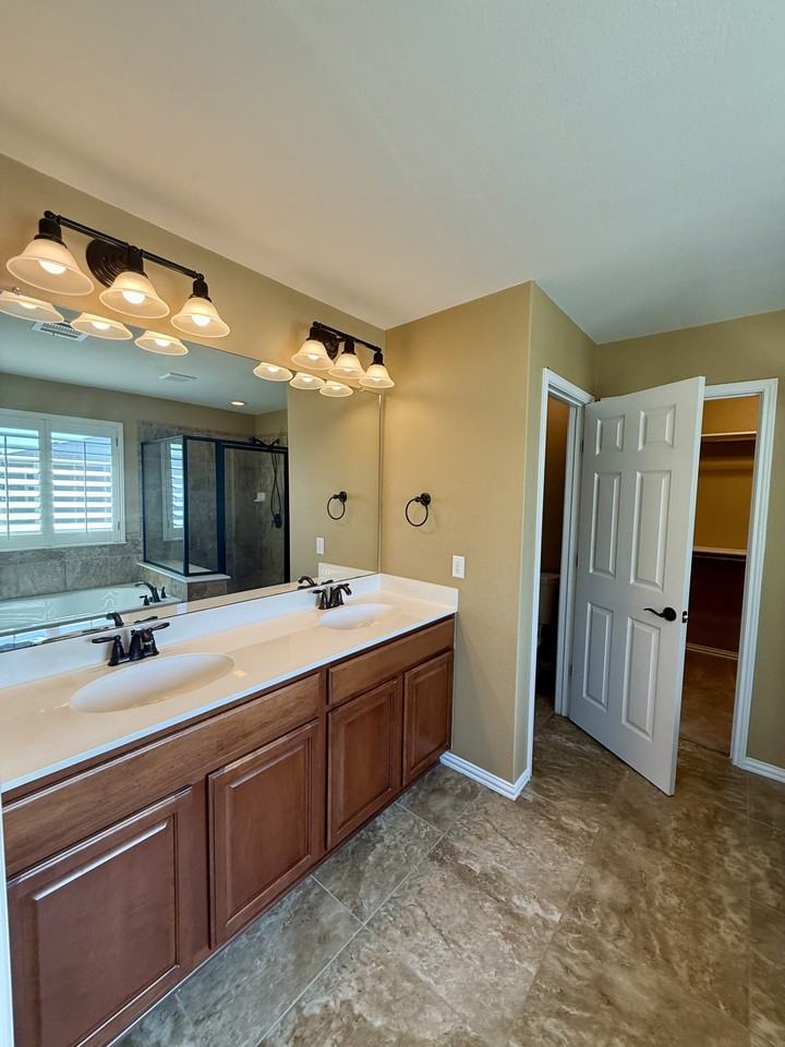 16128 Hampton Bliss Trce - Photo 4 of 35