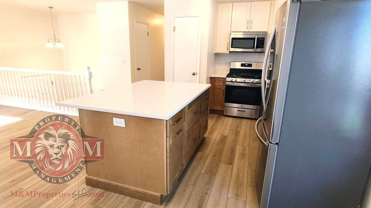 3898 W Valleywest Dr - Photo 5 of 28