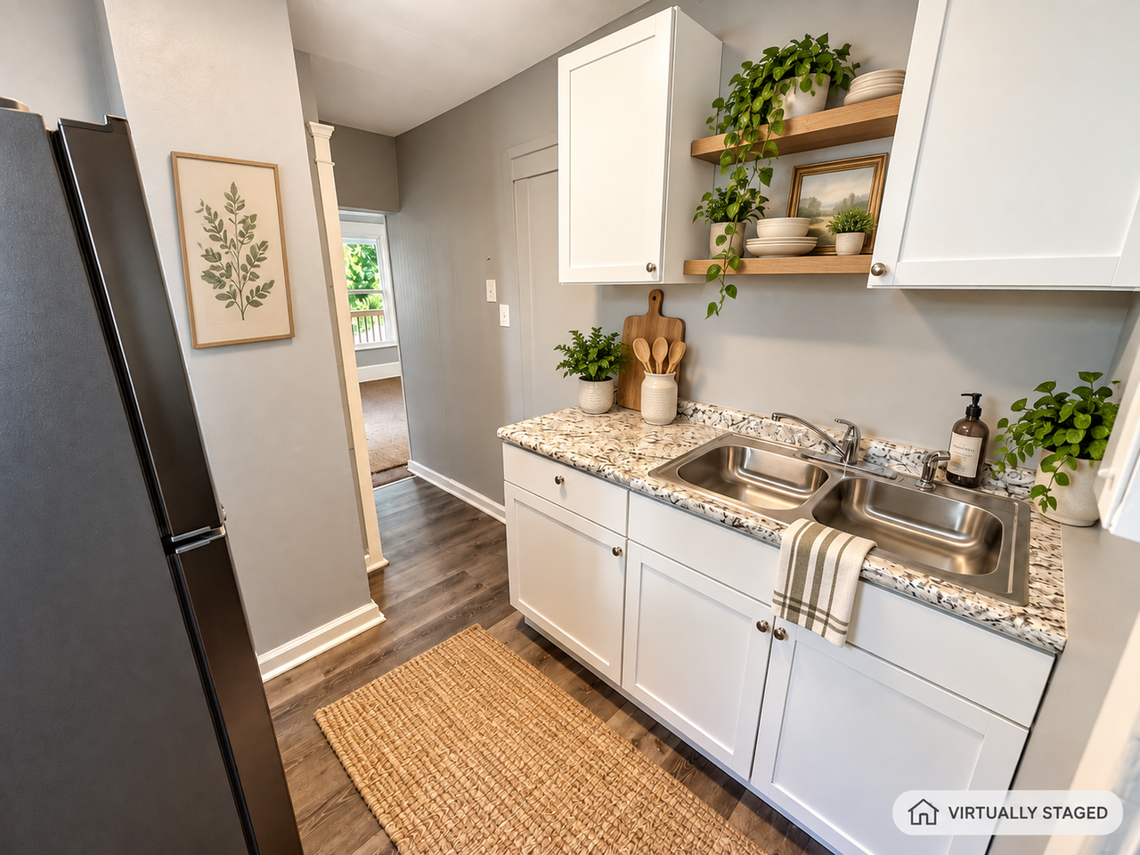 155 W Tallmadge Ave - Photo 5 of 20