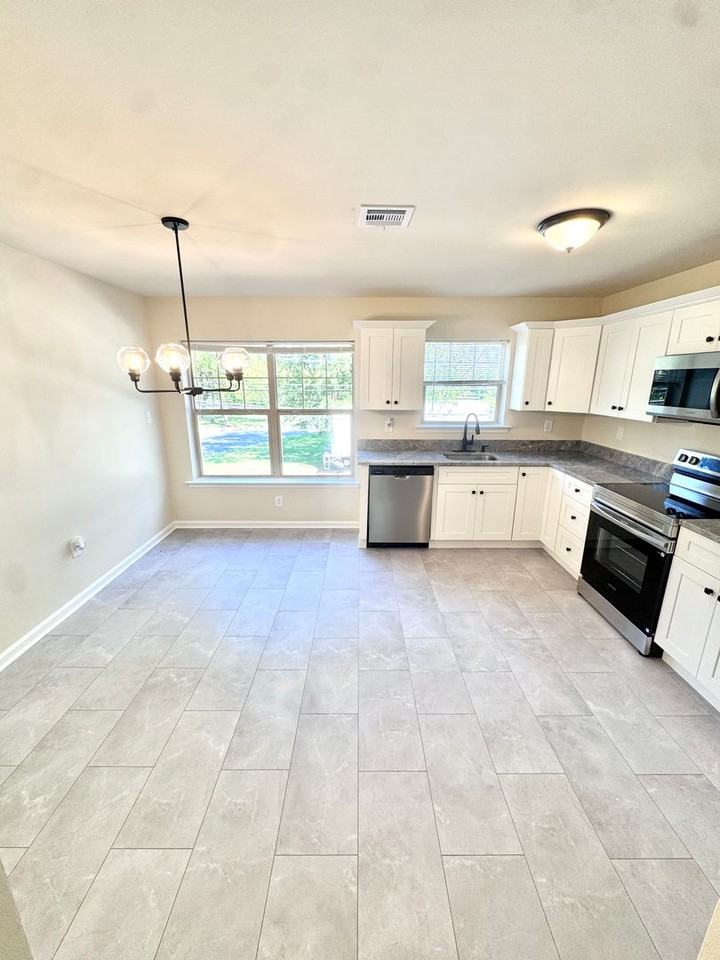 789 Mohawk St - Photo 5 of 21