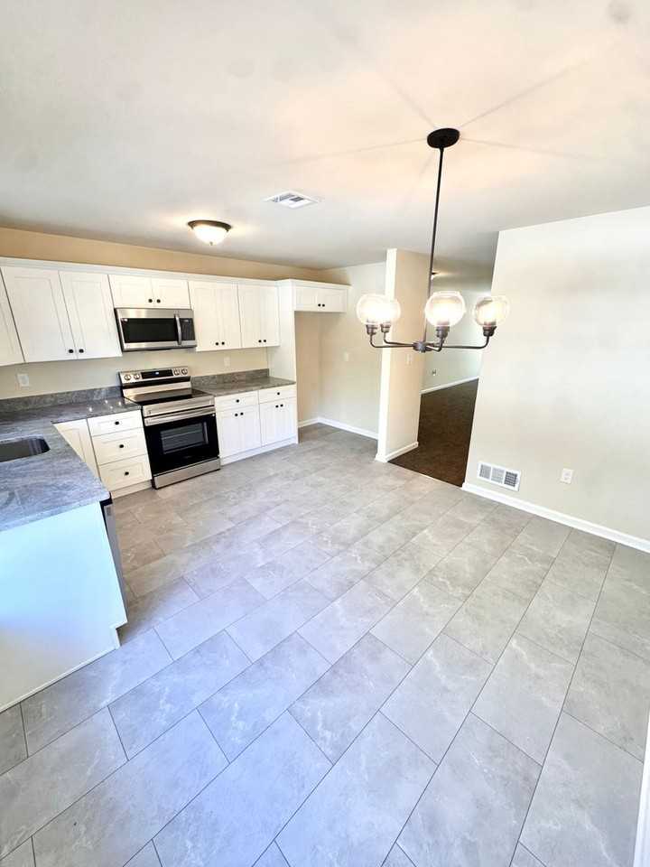789 Mohawk St - Photo 6 of 21