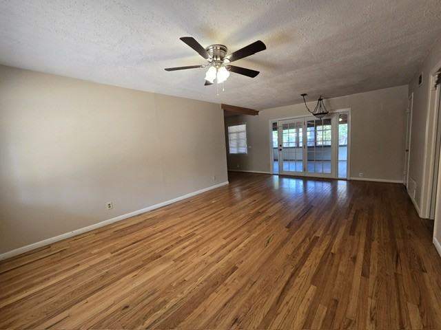 1303 Sunset Drive - Photo 2 of 17