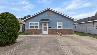 2319 Newton St - Photo 1 of 1