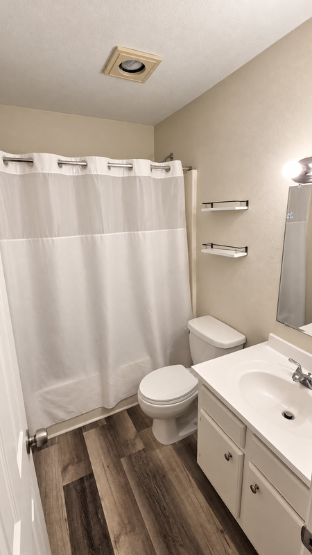 2319 Newton St - Photo 7 of 11