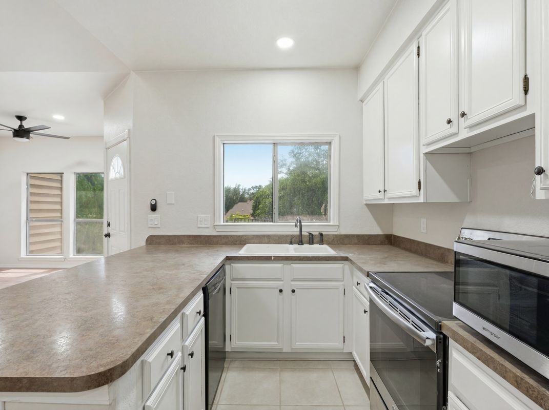 119 Summer View Ln - Photo 2 of 16