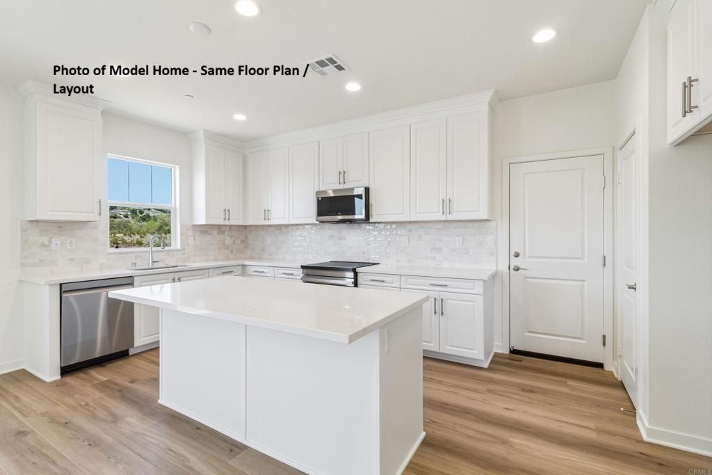 777 Kingbird Loop - Photo 4 of 7
