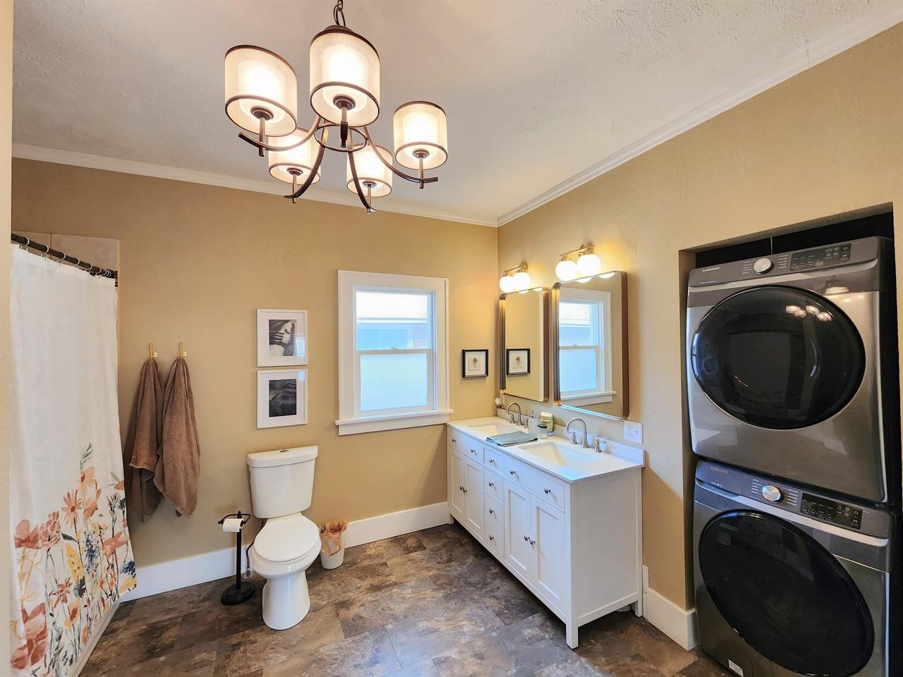 3008 2nd Ave N - Photo 7 of 17