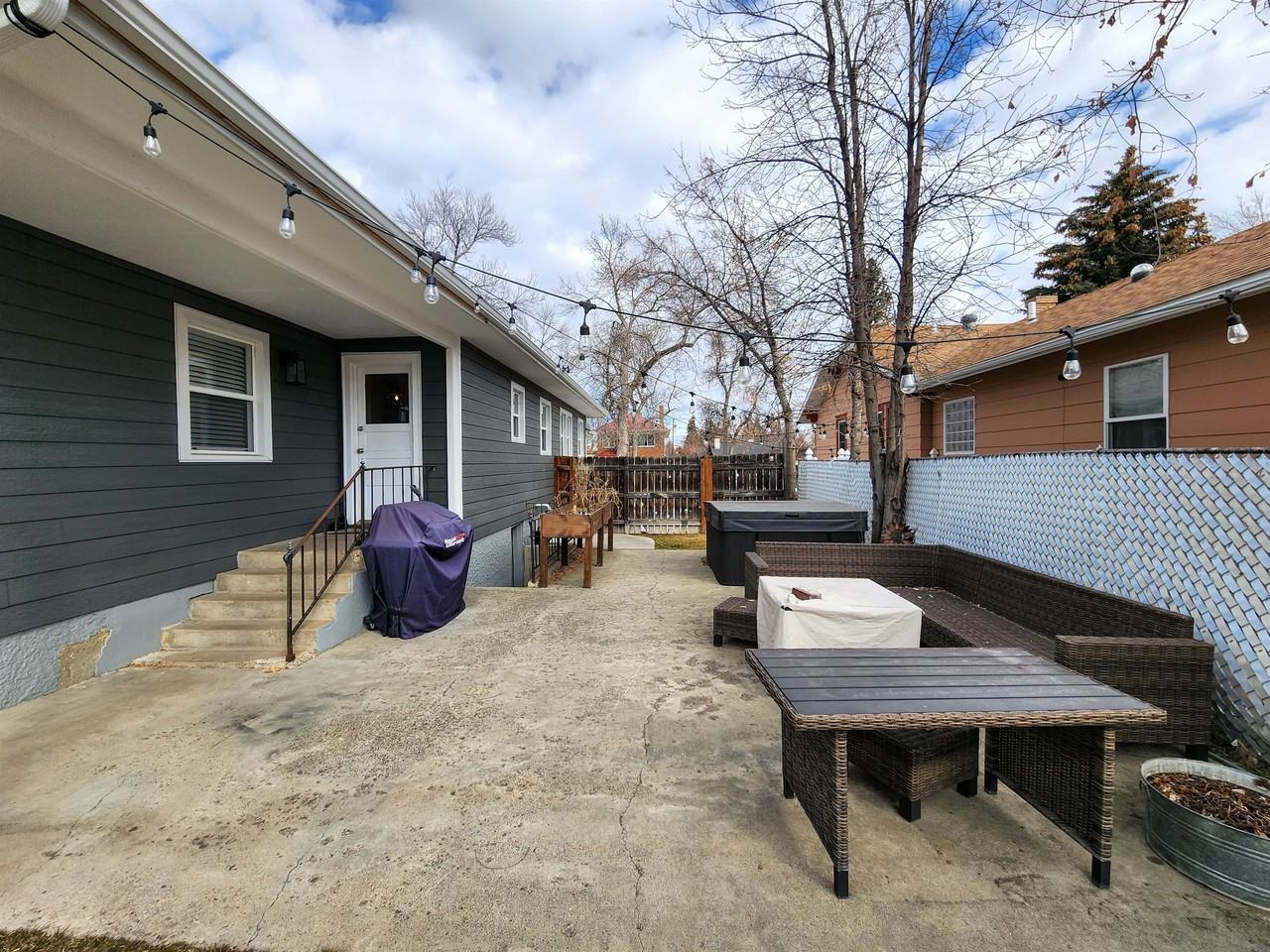 3008 2nd Ave N - Photo 2 of 17