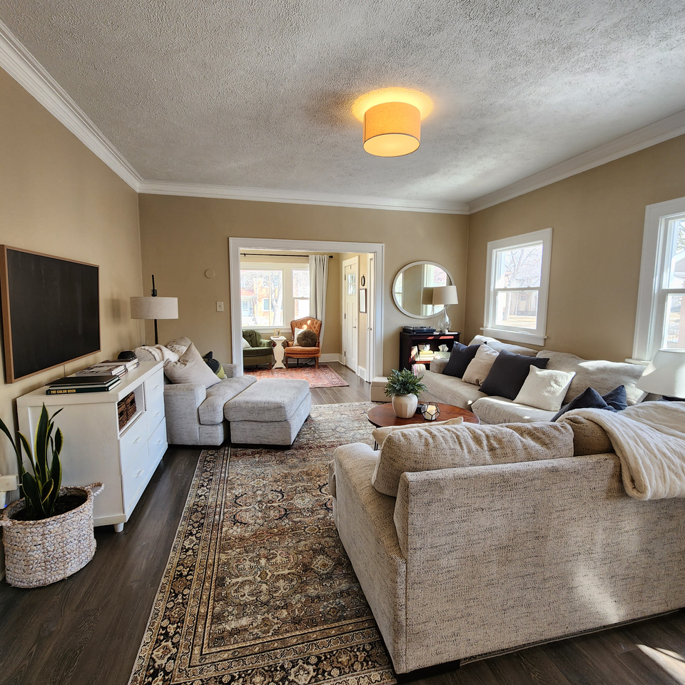 3008 2nd Ave N - Photo 5 of 17