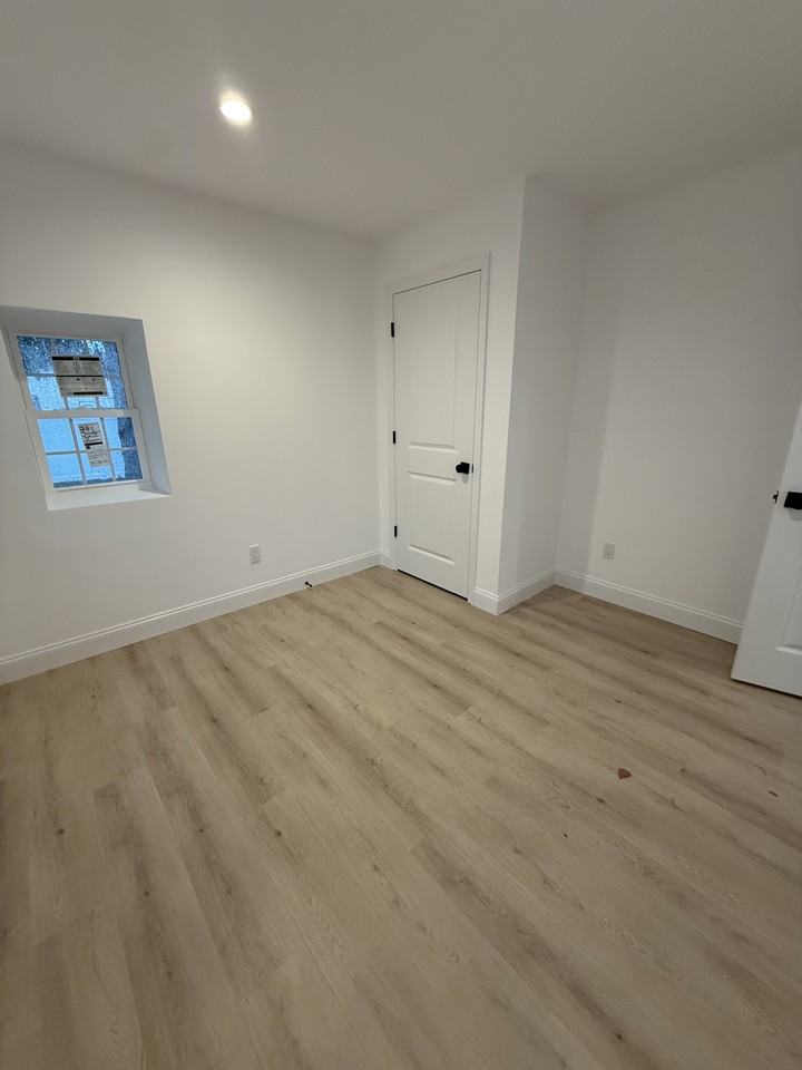 20 Wilson Ave #NA - Photo 4 of 6