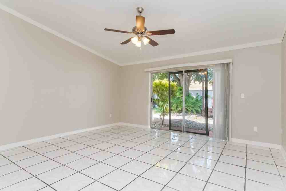1064 Bridlewood Way - Photo 3 of 16