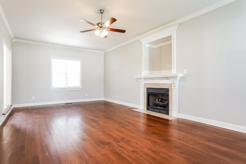 476 Winding Oak Way - Photo 5 of 17