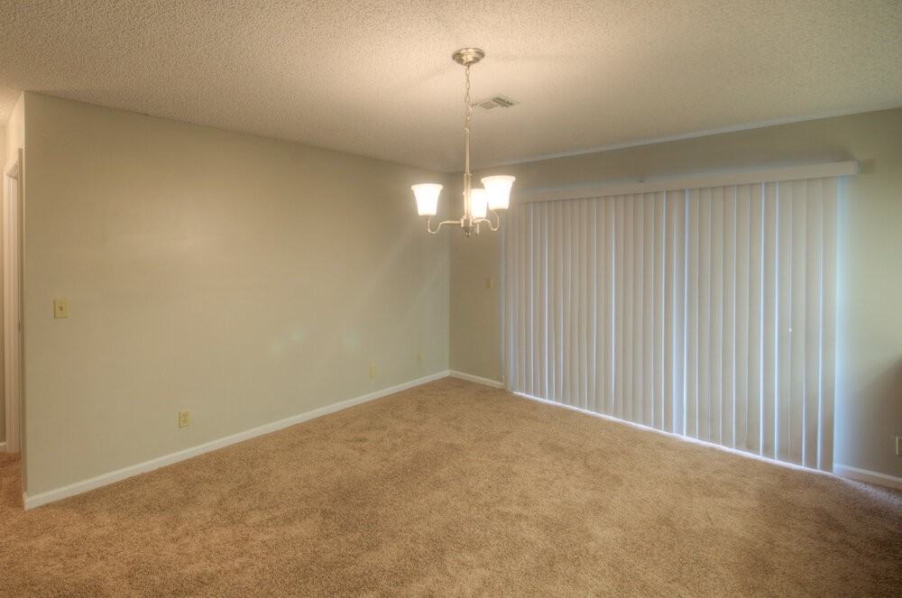 138 Dove Cir - Photo 3 of 23