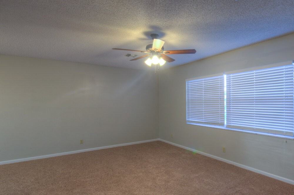 138 Dove Cir - Photo 4 of 23