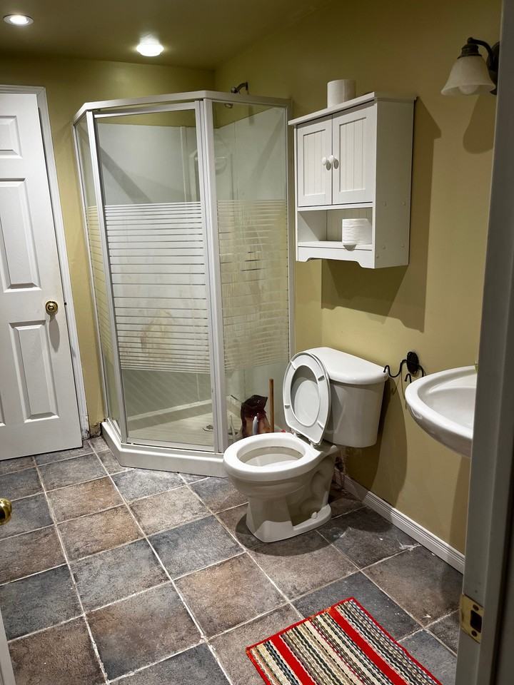 35 Fern Valley Crescent - Photo 6 of 7