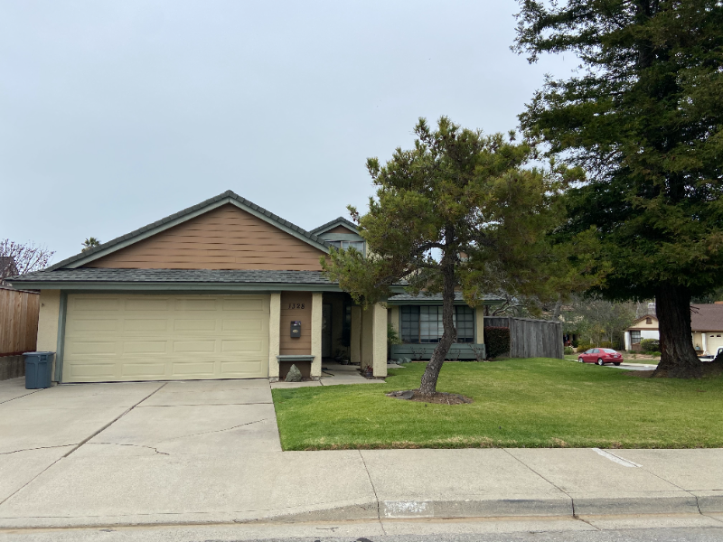 1328 Descanso St - Photo 3 of 12