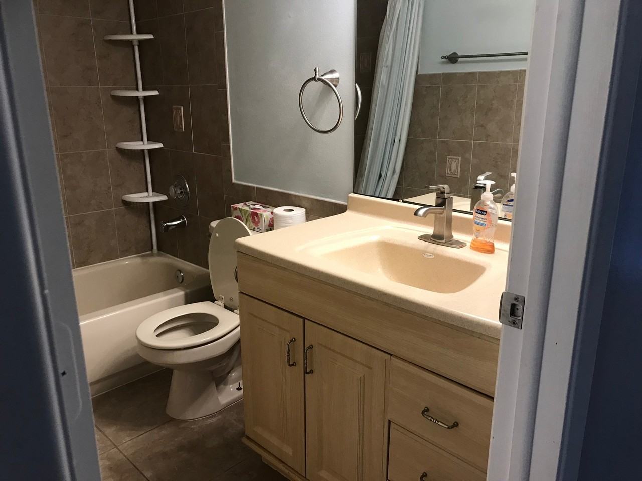 2050 Hunters Glen Dr - Photo 7 of 13