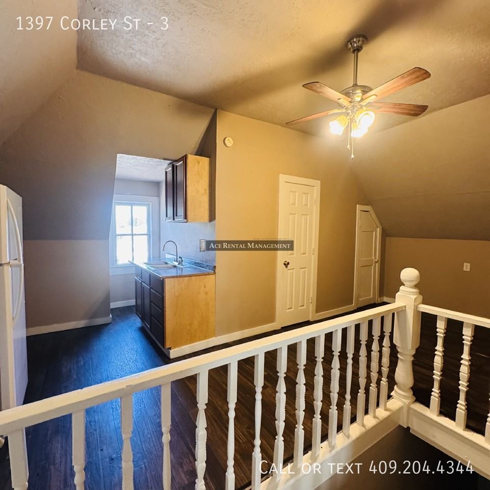 1397 Corley St #3 - Photo 2 of 11