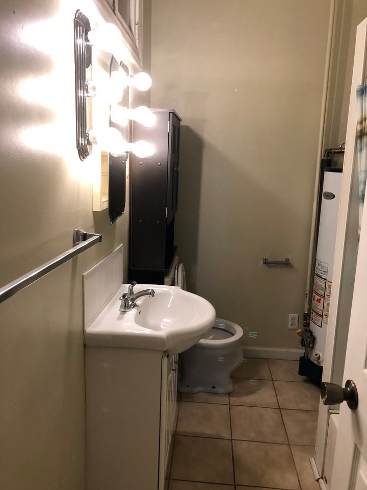 138 E Wooster St #B - Photo 6 of 9