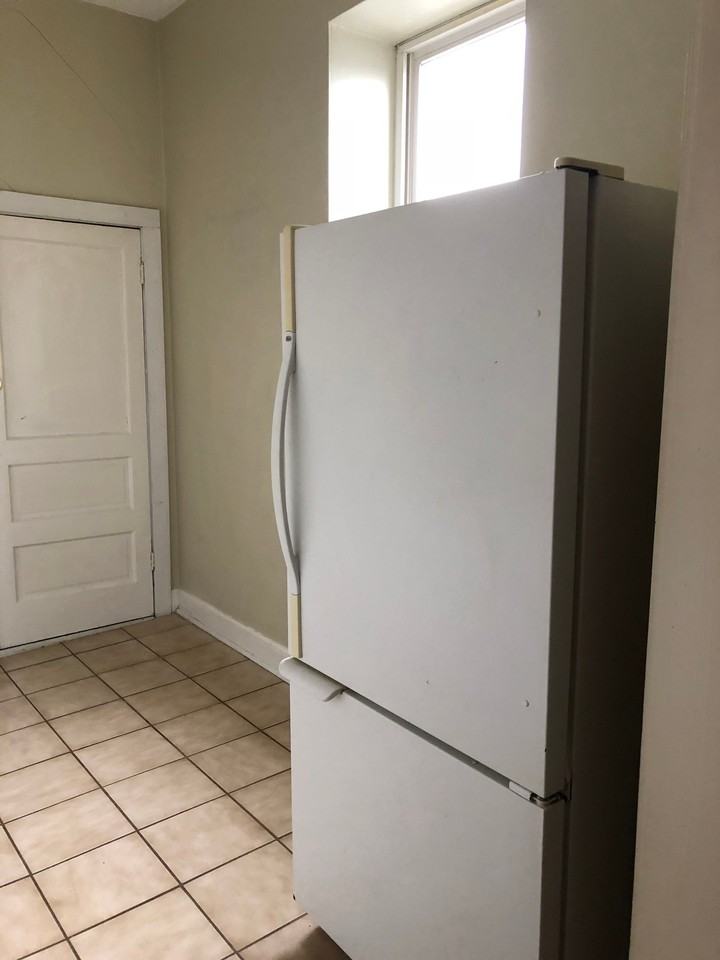 138 E Wooster St #B - Photo 7 of 9