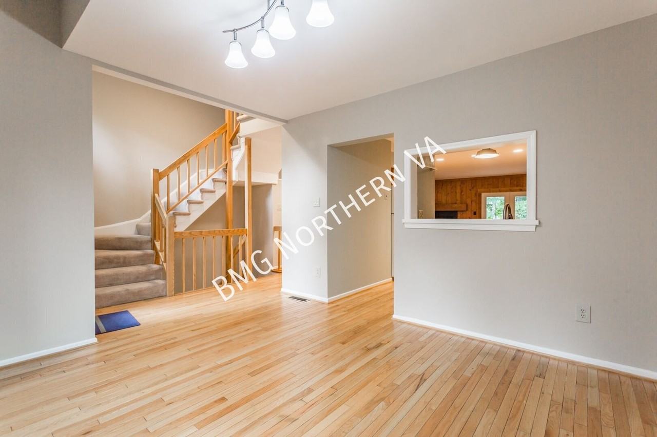 12518 Flatwood Cir - Photo 6 of 29